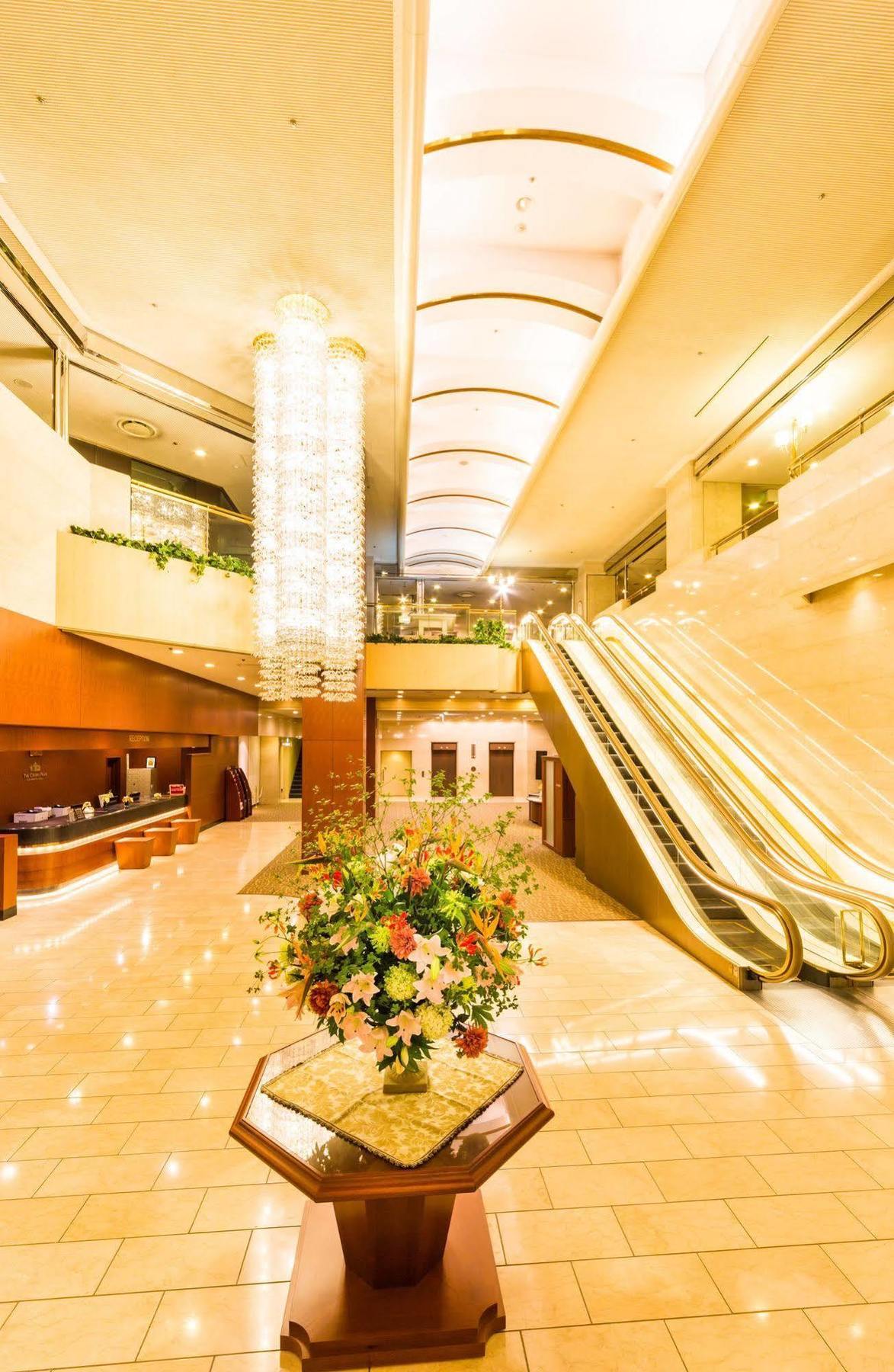 The Crown Palais New Hankyu Kochi Zewnętrze zdjęcie